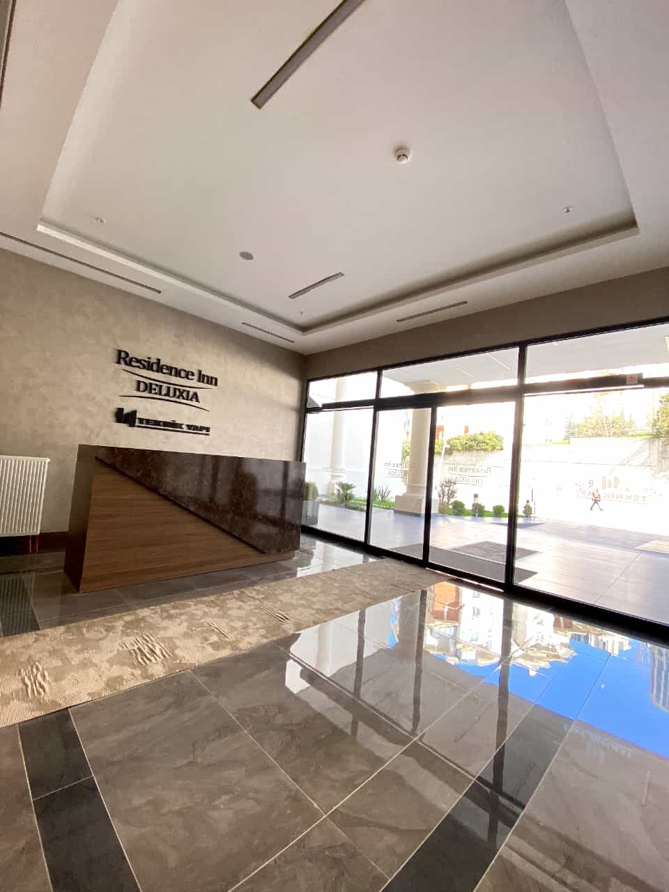 Residence Inn Deluxia