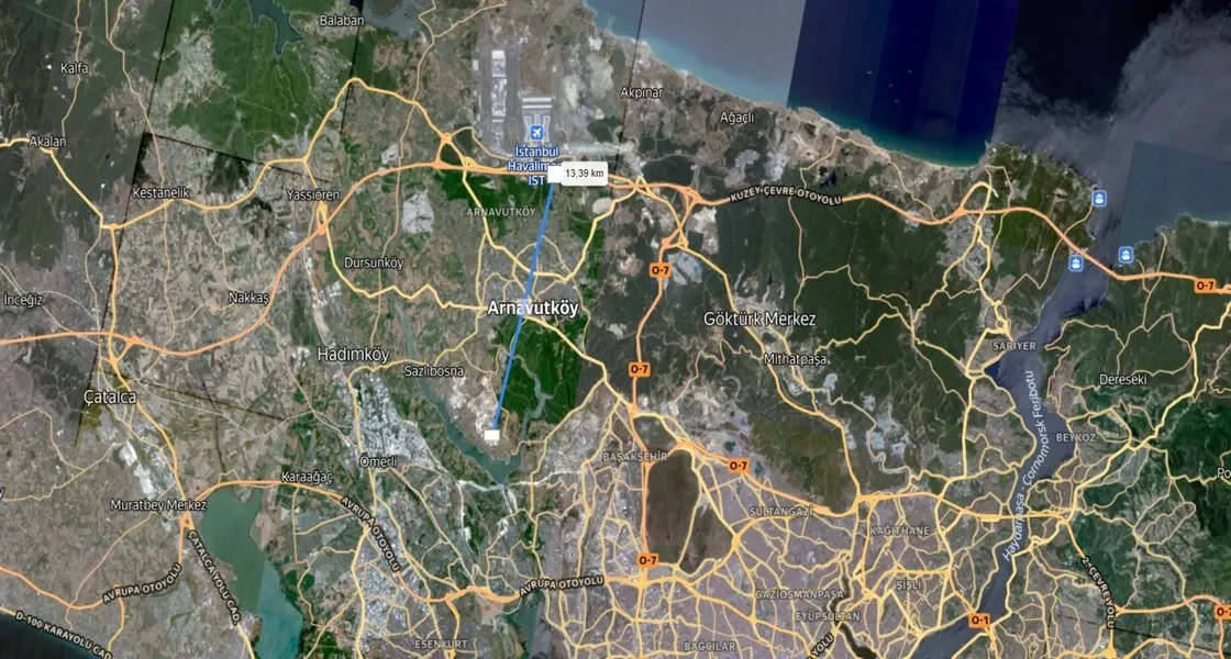Land for sale in Arnavutköy Hacımaşlı, suitable for residential/commercial permit | L346