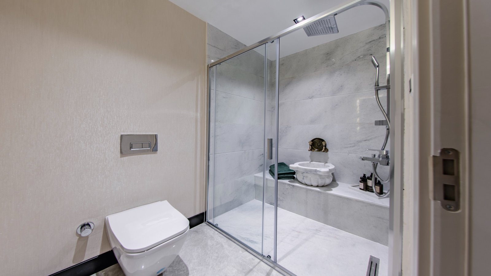 Lüks İstanbul -Ramada Residence