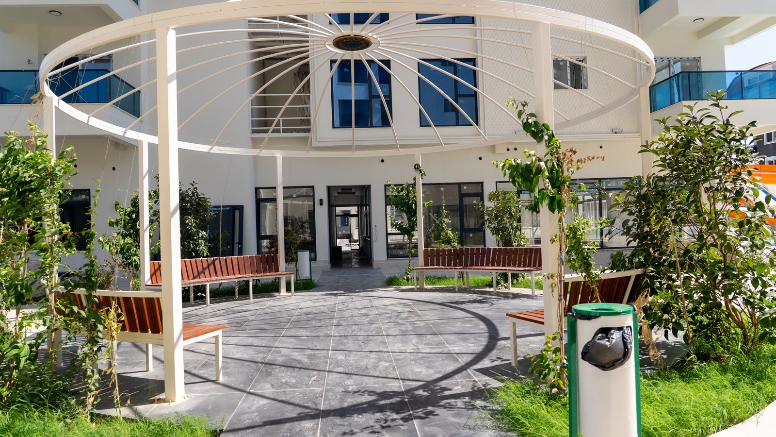 Yetka Blue 5 Residence